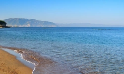 Karadeniz'in incisi Ordu, güvenli plajlarıyla yüzme keyfi yaşatıyor