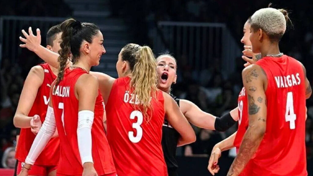 Sırbistan voleybol maçı hangi kanalda, şifresiz mi? Filenin Sultanları final maçı canlı izle