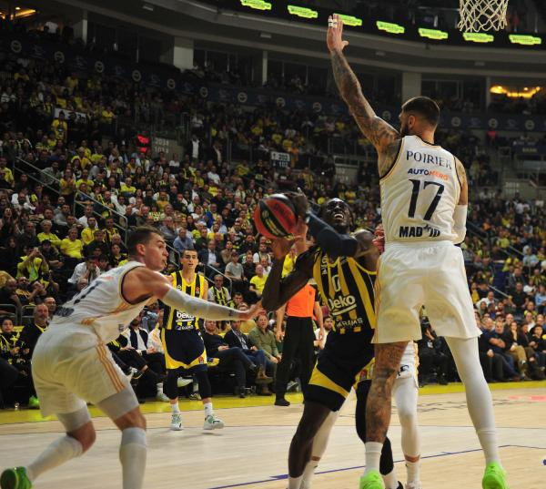 Fenerbahçe, Real Madrid’e ilk yenilgisini tattırdı