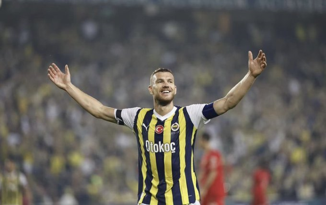 Fenerbahçe 4 köşe! FB: 4 Sivasspor: 1