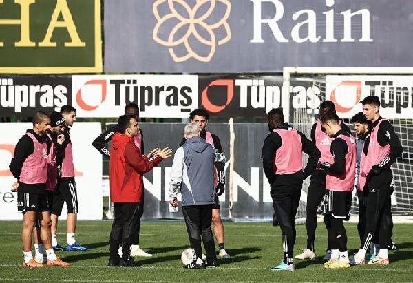 Beşiktaş’ta Alanyaspor maçı hazırlıkları sürüyor