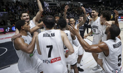 Beşiktaş Emlakjet, Anadolu Efes'i devirdi