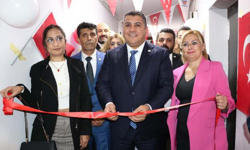Yerli ve Milli Parti'nin İzmir İl Başkanlığı açıldı