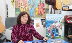 Emekli Oldu, Sanata Yöneldi! Uşaklı Sevim Şahin'in Sanat Serüveni