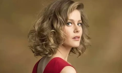 Yeni dizisi merakla bekleniyordu - Burcu Biricik hayranlarını son haberle üzdü