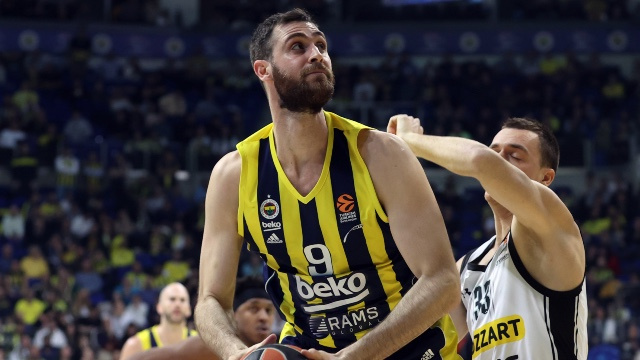 Fenerbahçe, Partizan'ı eli boş gönderdi